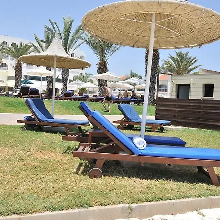 리조트 Radisson 라르나카