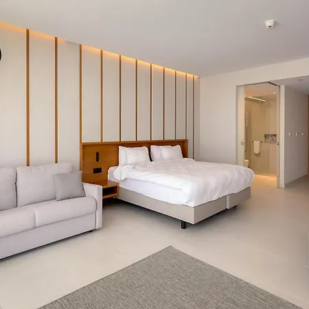 Semesteranläggning (resort) Radisson 5*