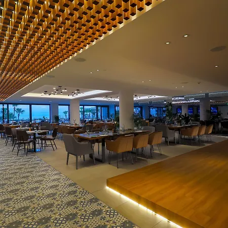 Radisson 5* 라르나카