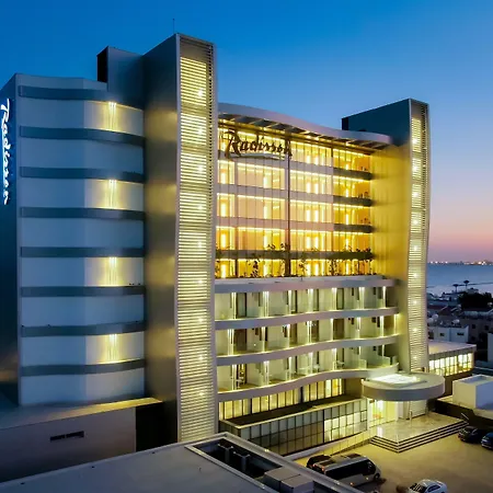 度假村 Radisson 拉纳卡