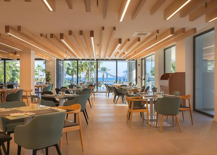 Radisson Λάρνακα