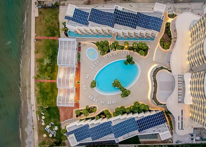 Radisson 5* Λάρνακα