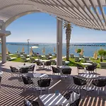 Radisson Ларнака
